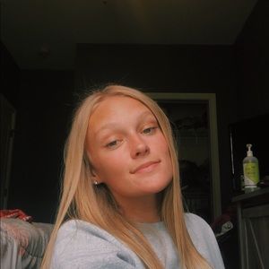 Meet your Posher, Elsa